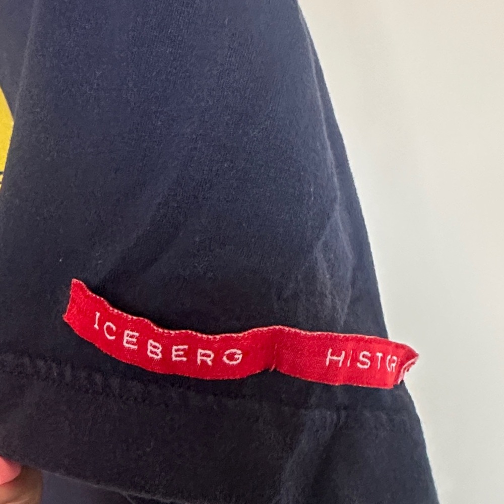 Iceberg T-Shirt with Cartoon Graphic - Picture 4 of 6